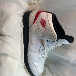 Air Jordan 1 Retro 86 White Gym Red